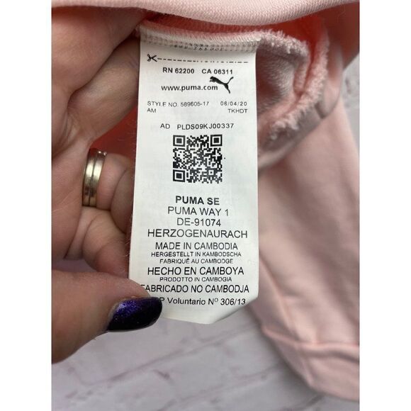 PUMA Soft Pink Pullover 1/2 zip cropped sweatshirt. Small - Picture 6 of 9